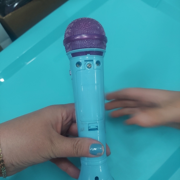 Disney Frozen Microphone karaoke singing Let it go song Elsa Anna Diva - Picture 5 of 6